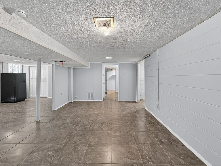 246 Bonnabrook Dr — Photo 42