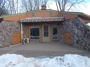 N3086 Pella Opening Rd, Clintonville, WI 54929