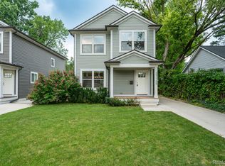 27125 Barrington St, Madison Heights, MI