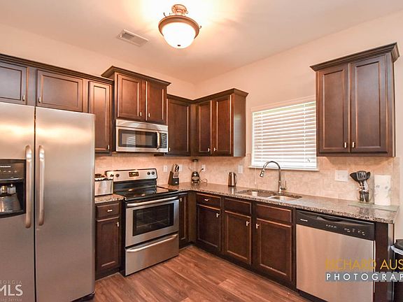 5th image of 619 Beaujolais Ct #36
