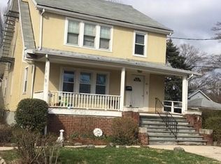 86 Florence Ave, White Plains, NY 10607