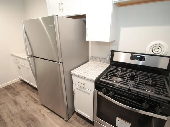 2545 N Cramer St #211, Milwaukee, WI 53211