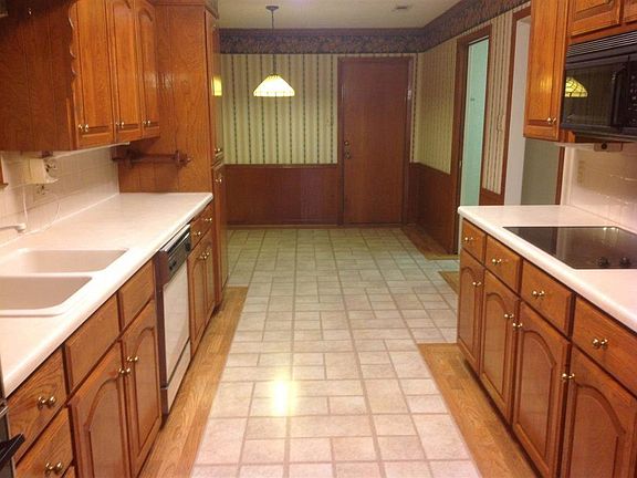 5th image of 5727 Lakemont Dr