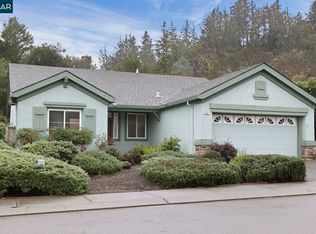257 Red Mountain Dr, Cloverdale, CA 95425
