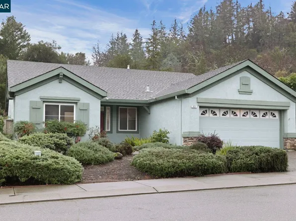 257 Red Mountain Dr, Cloverdale, CA 95425