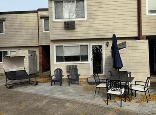 116 W Walk, West Haven, CT 06516