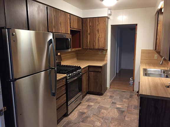 4th image of 5350 Bonniemae Way