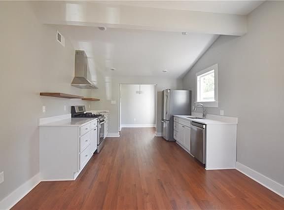 5th image of 1337 Mandeville St