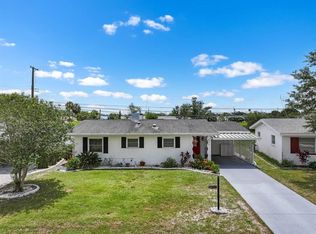 913 Augusta Dr, Sun City Center, FL 33573