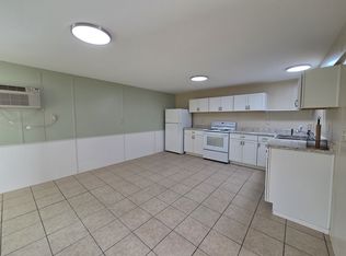 145 E Main St UNIT C, Gentry, AR 72734