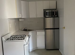 202 Thompson St APT 7, New York, NY 10012