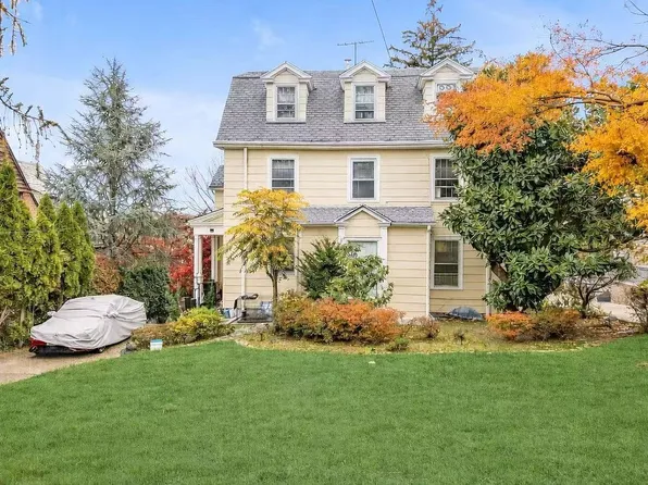 3819 223rd St, Bayside, NY 11361