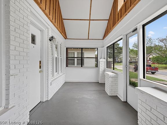 5th image of 635 Clifton Ct