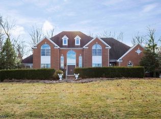 63 Woodman Ln, Basking Ridge, NJ 07920