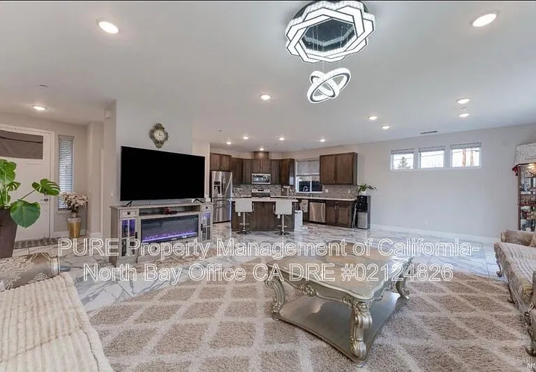 1407 Brothers Ln — Photo 5