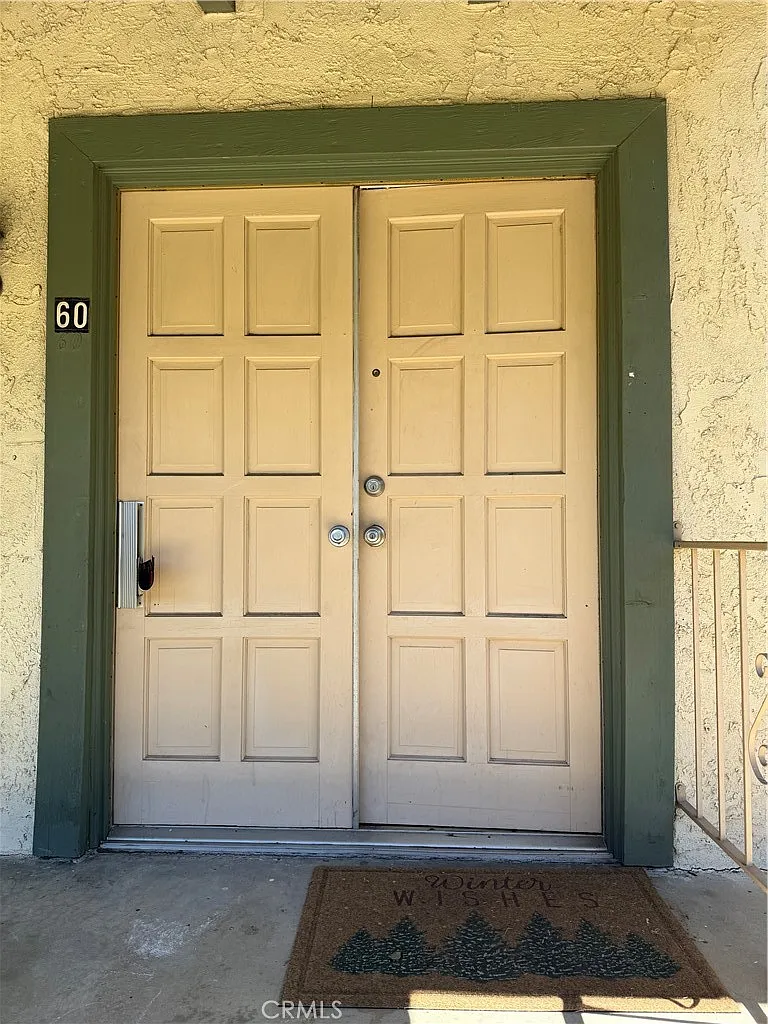 3 bed, 1211 sqft, $3,200 — Photo 4