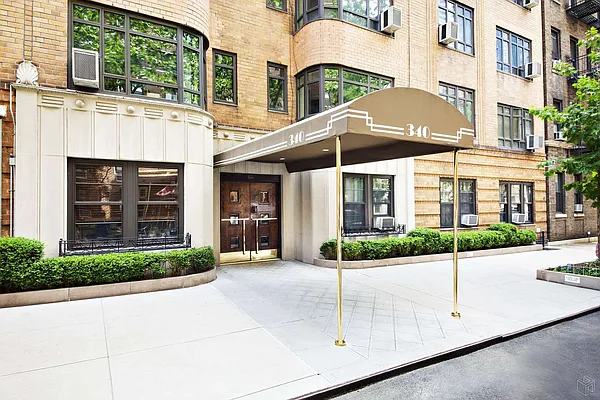 Rented by Halstead Real Estate | media 11