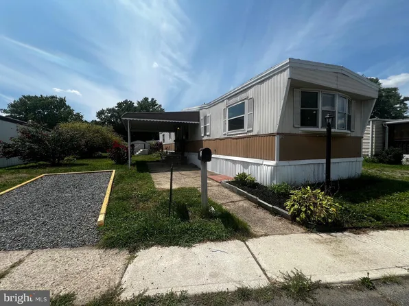 12 Sunset Blvd, Vincentown, NJ 08088