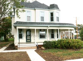 105 SW 9th St #B, Blue Springs, MO 64015