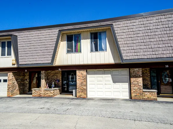 15 Cour D Alene #15, Palos Hills, IL 60465