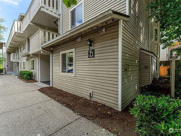 2nd image of 18200 73rd Avenue NE #B101