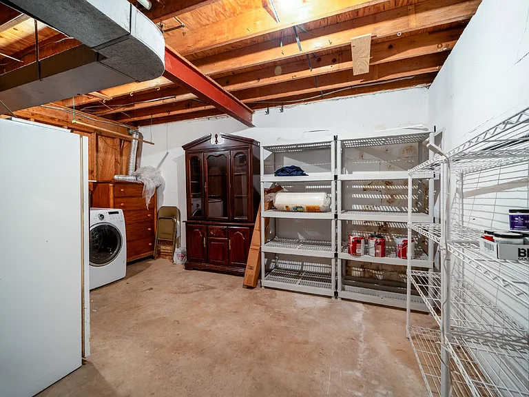 2455 Pyrenees Ct — Photo 25