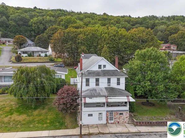 120 W Abbott St, Lansford, PA 18232