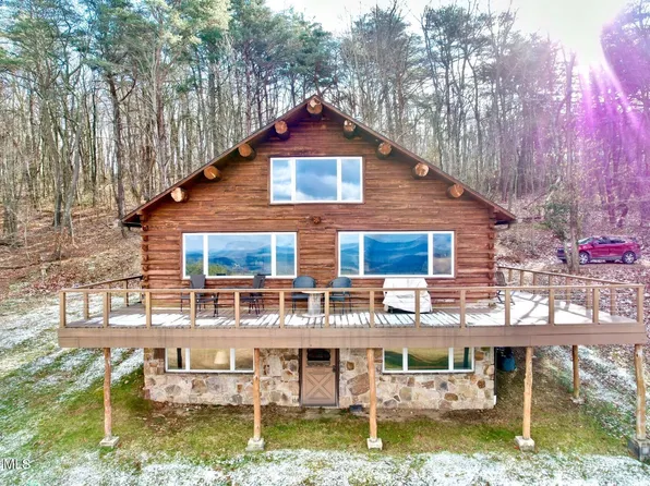 186 Meadow Rd, Manns Choice, PA 15550