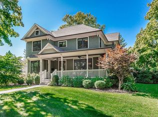 403 Wedgemere Pl, Libertyville, IL