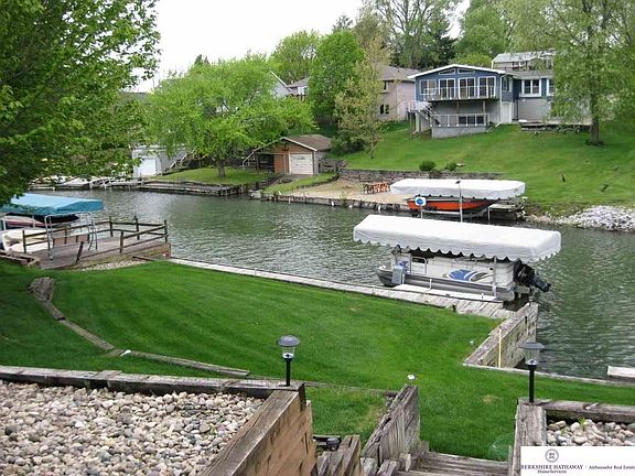 2nd image of 9704 Clubhouse Cir