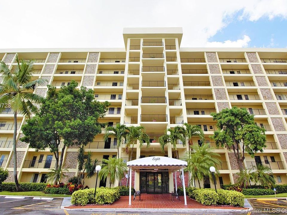 1st image of 3050 N Palm Aire Dr APT 601