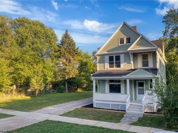 6209 Pear Ave, Cleveland, OH 44102