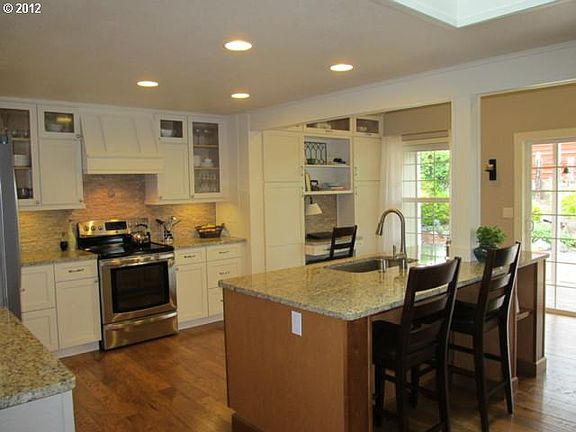2nd image of 1354 Nutmeg St