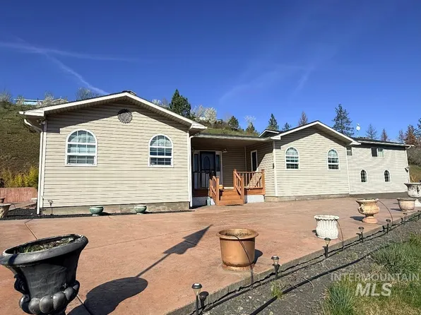 811 Crest, Kamiah, ID 83536