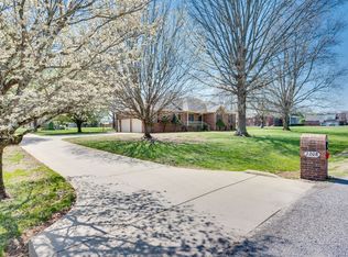 2208 Red Mile Rd, Murfreesboro, TN 37127