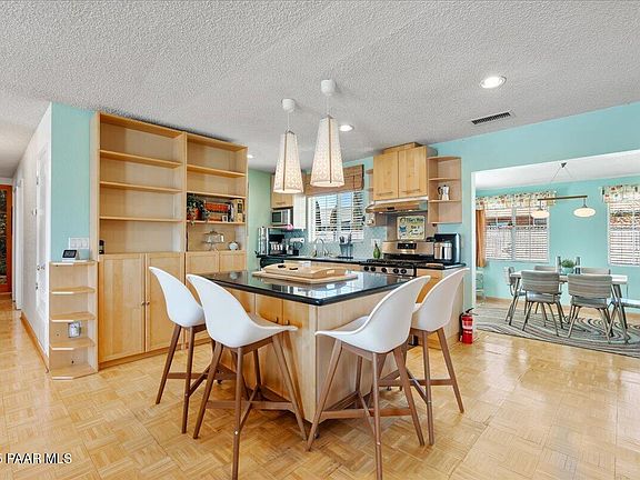 5th image of 3628 N Catherine Dr