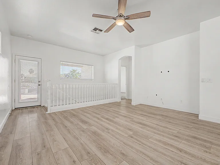 3533 E Joseph Way — Photo 12