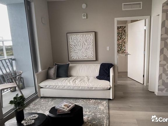 4th image of 3271 NW 87th Ave #2837644