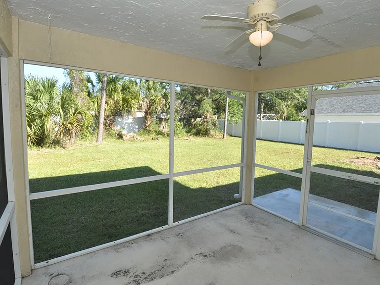 23 Primrose Ln — Photo 15