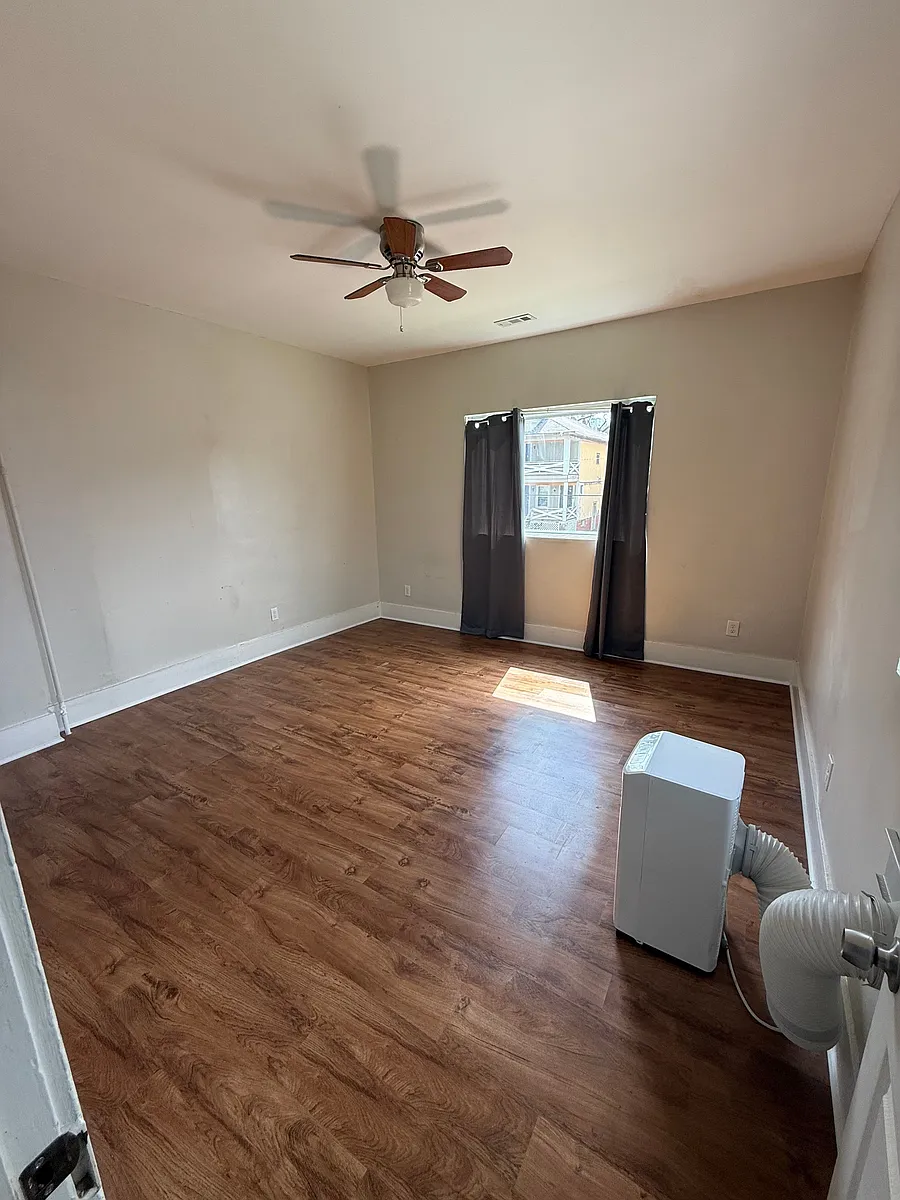 Building Photo - 1515 E Faraon St #1513B