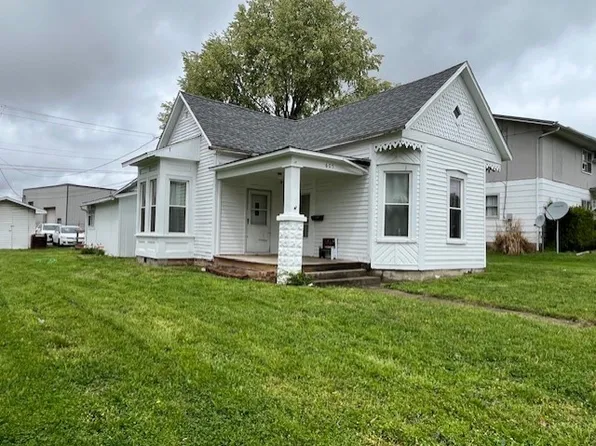 605 S 5th St, Effingham, IL 62401