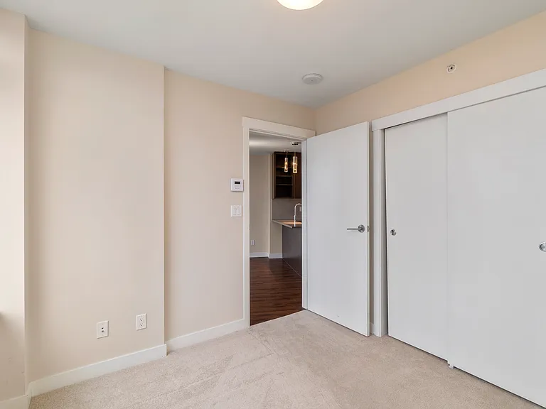180 Switchmen St — Photo 32