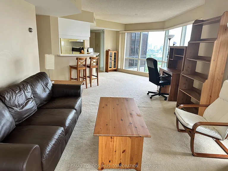 1001 Bay St #1804 — Photo 3