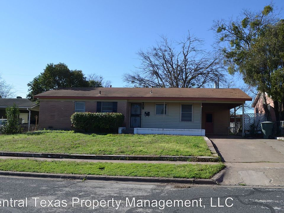1st image of 3212 Longview Dr