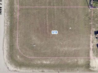 919 NW 7th Pl, Cape Coral, FL 33993