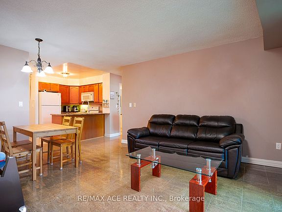 5th image of 18 Valley Woods Rd #605