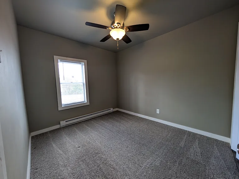 56 Franklin Ave #B — Photo 10