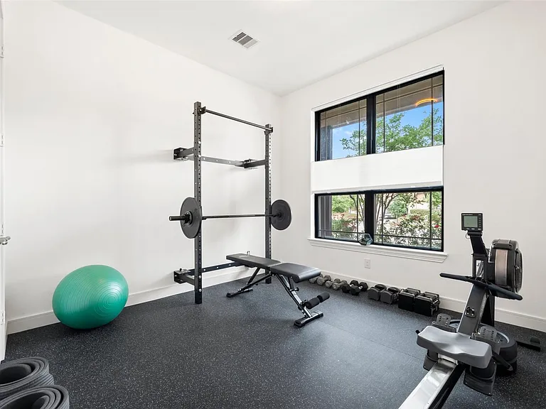 1053 Bat Hawk Ct — Photo 33