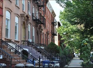 172 Lefferts Pl #3R, Brooklyn, NY 11238