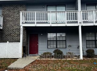 2446 Woodstock Ave, Charleston, SC 29406